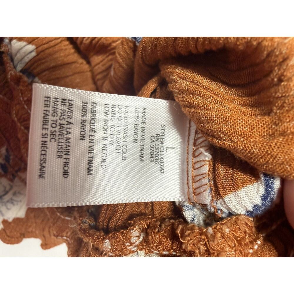 Paper Crane Brown Floral V-Neck Crop Top 100% Rayon Women's Size Large - Picture 6 of 7